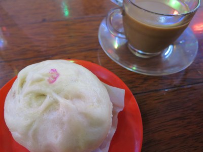 Biapong dan kopi disko. 